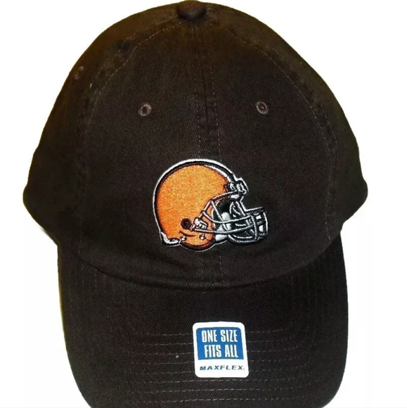 Cleveland Browns Mens Brown Stretch fit One fit hat cap New NFL Helmet Logo - Picture 1 of 4